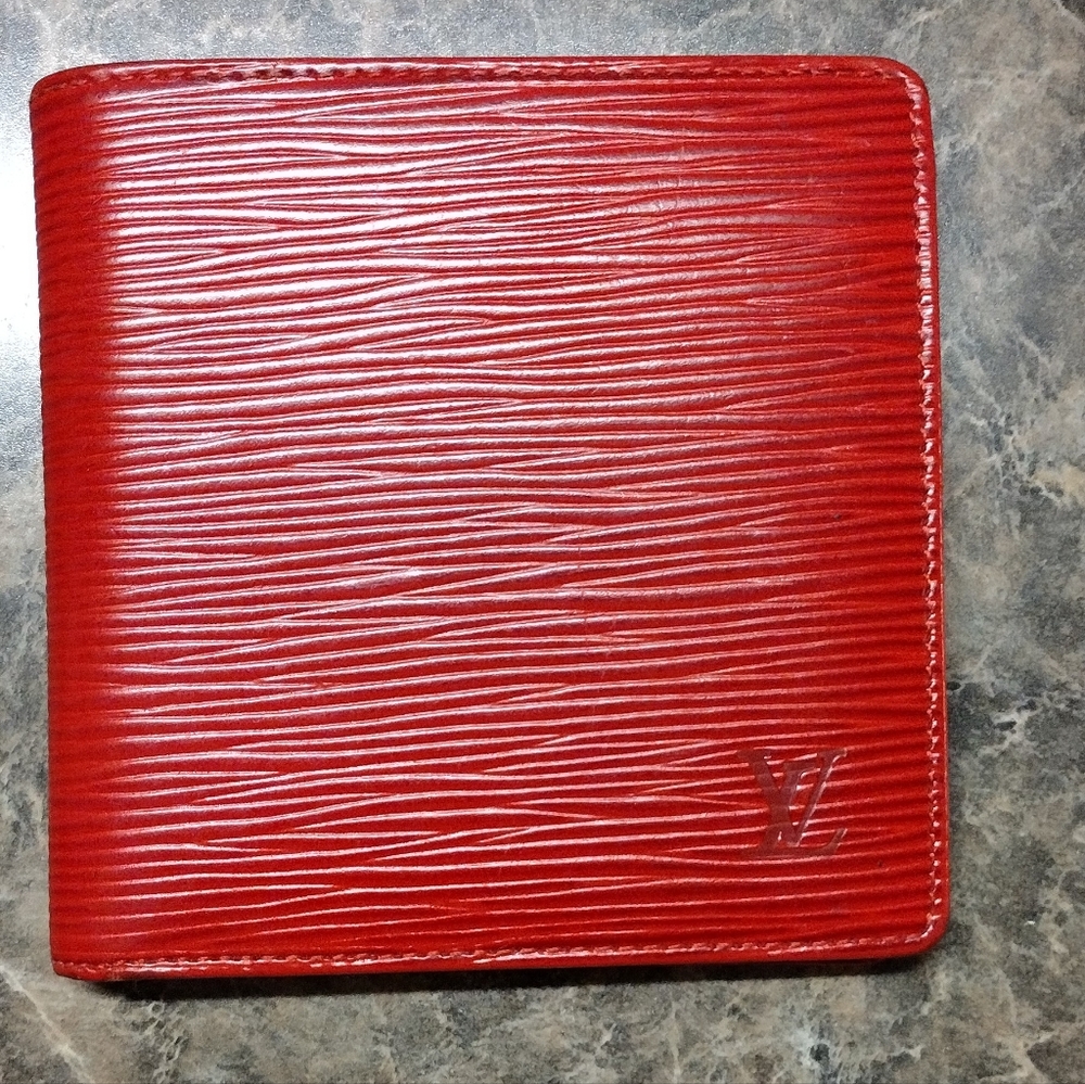 Authentic ✨ Louis Vuitton Red Epi Leather Bifold Wallet